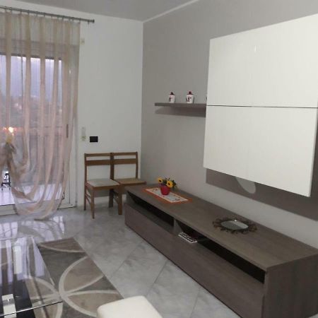 Leisure & Relaxing Apartment Como Bagian luar foto
