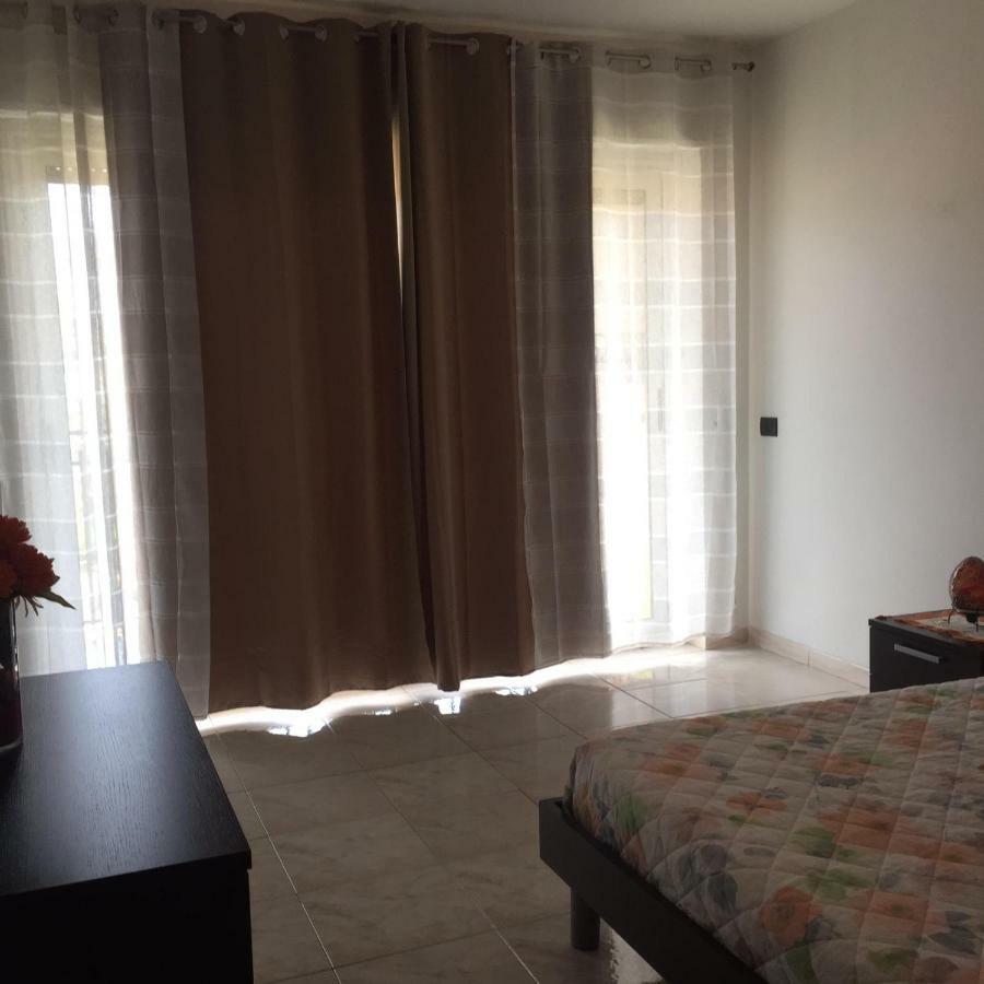 Leisure & Relaxing Apartment Como Bagian luar foto