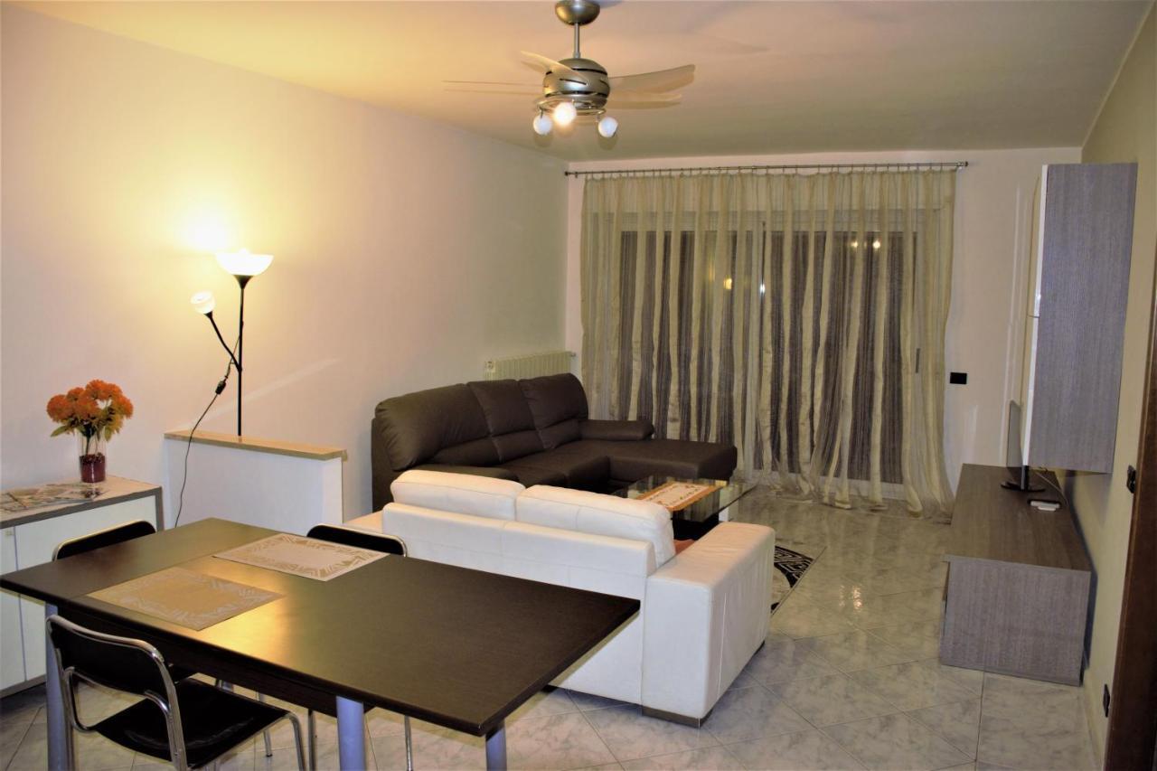 Leisure & Relaxing Apartment Como Bagian luar foto